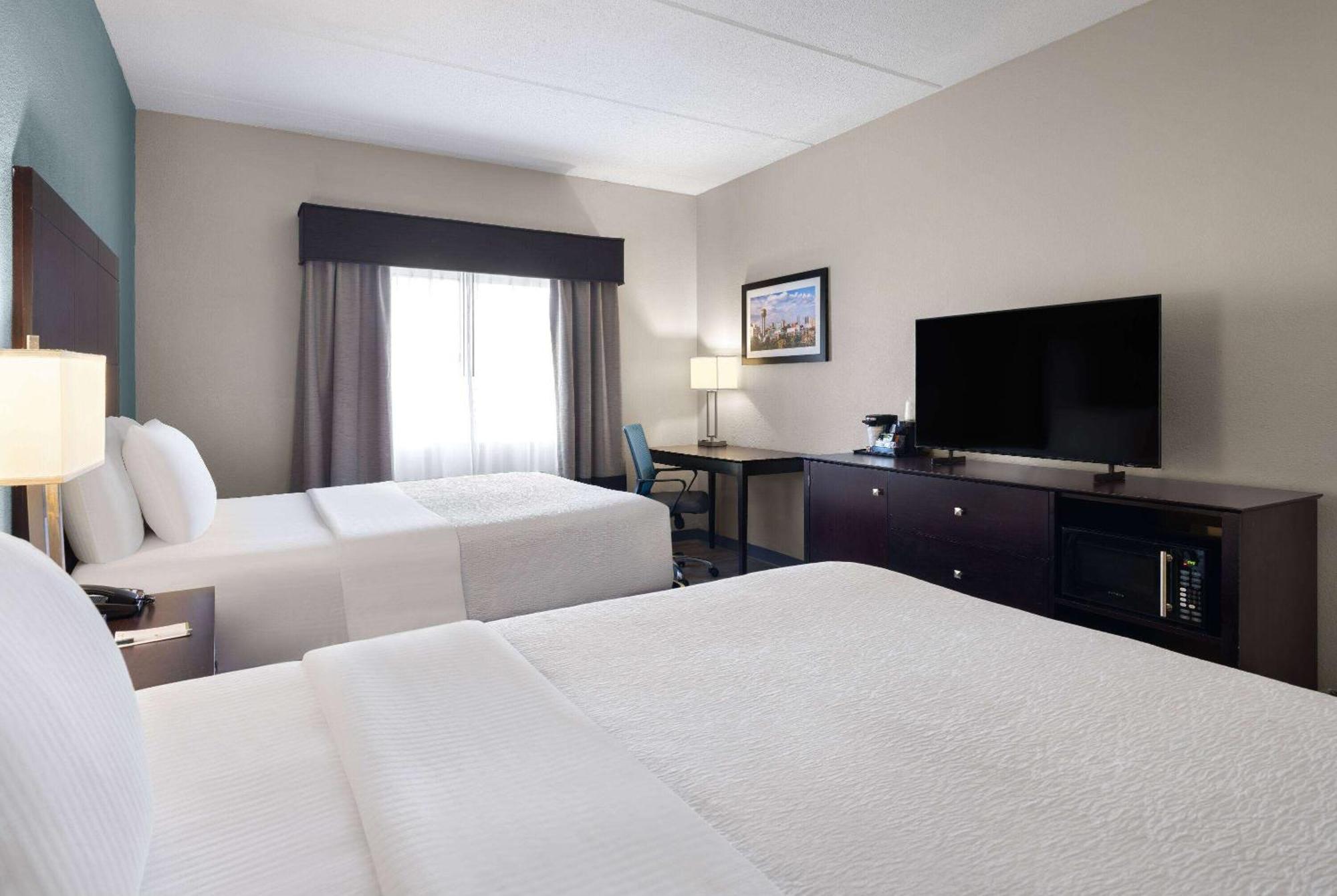 La Quinta By Wyndham Knoxville Airport Alcoa Exterior photo